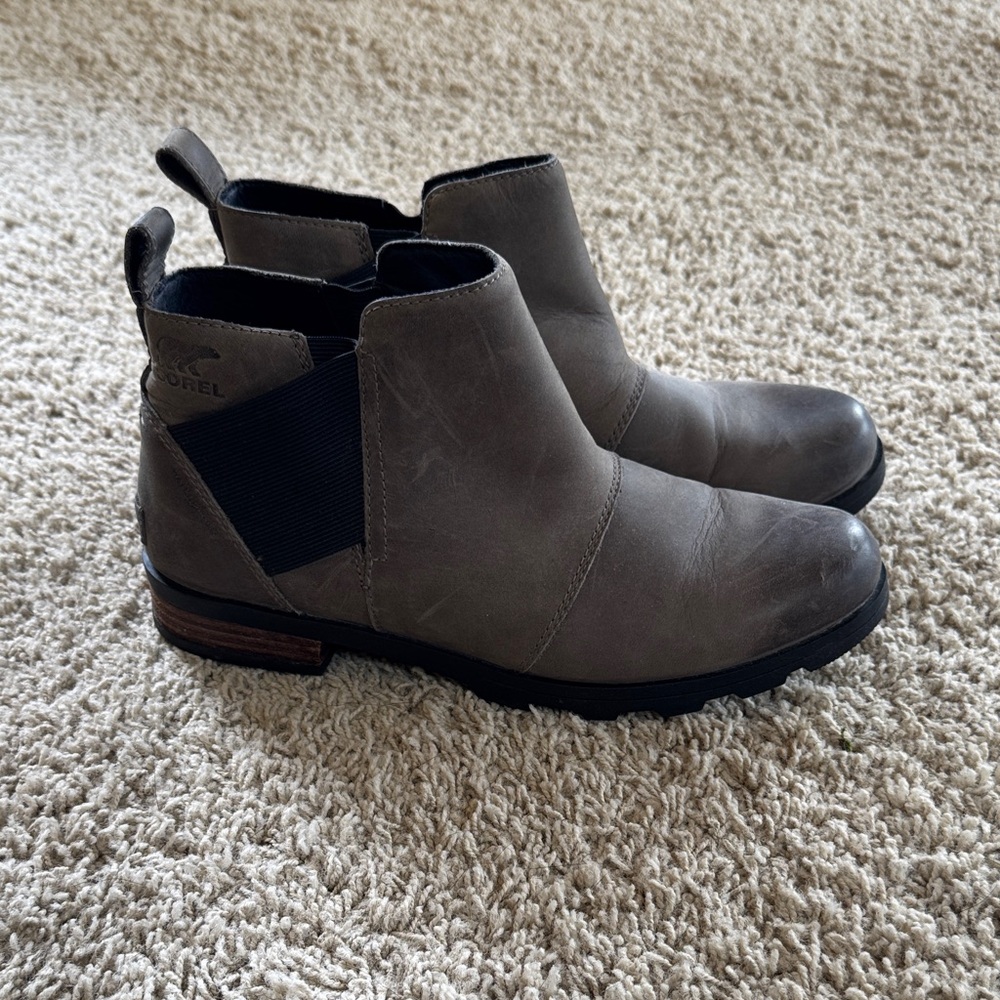 Sorel Women's Charcoal Chelsea Ankle Boots Waterproof